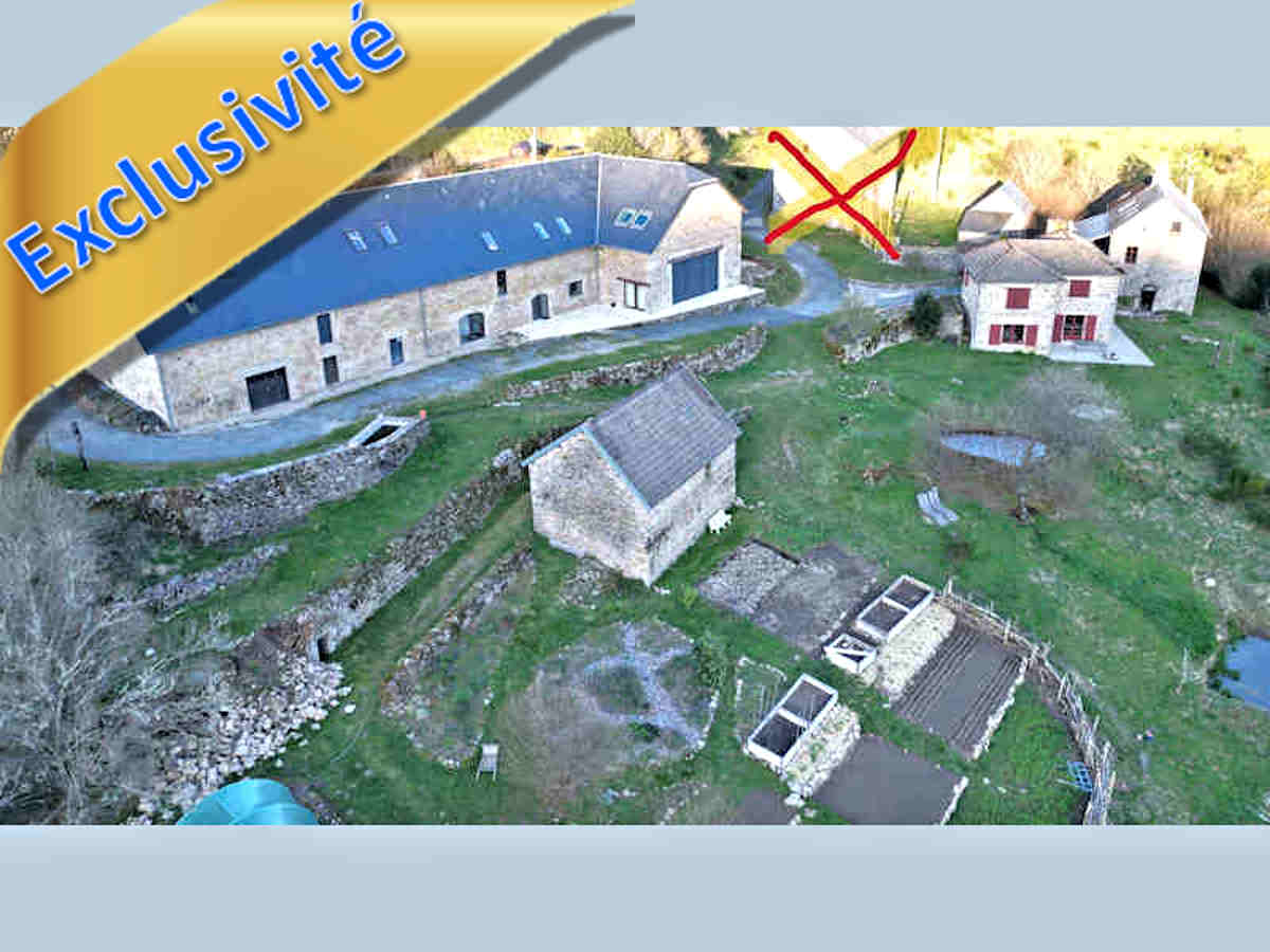 Millevaches, Corrèze 19: hameau presque entier à vendre rénové pour l’accueil, 76 ha de forêts, prairies, ruisseaux, sources… ZNIEFF et Natura 2000 oiseaux. Deux maisons, bâtiment d’accueil, fournil. SCI à reprendre.